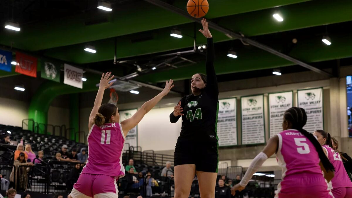 UVU women hold off Utah Tech, 58-55